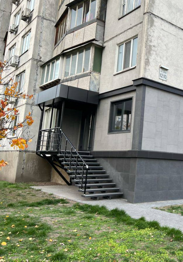 Продажа пункта обмена валют на Зои Гайдай